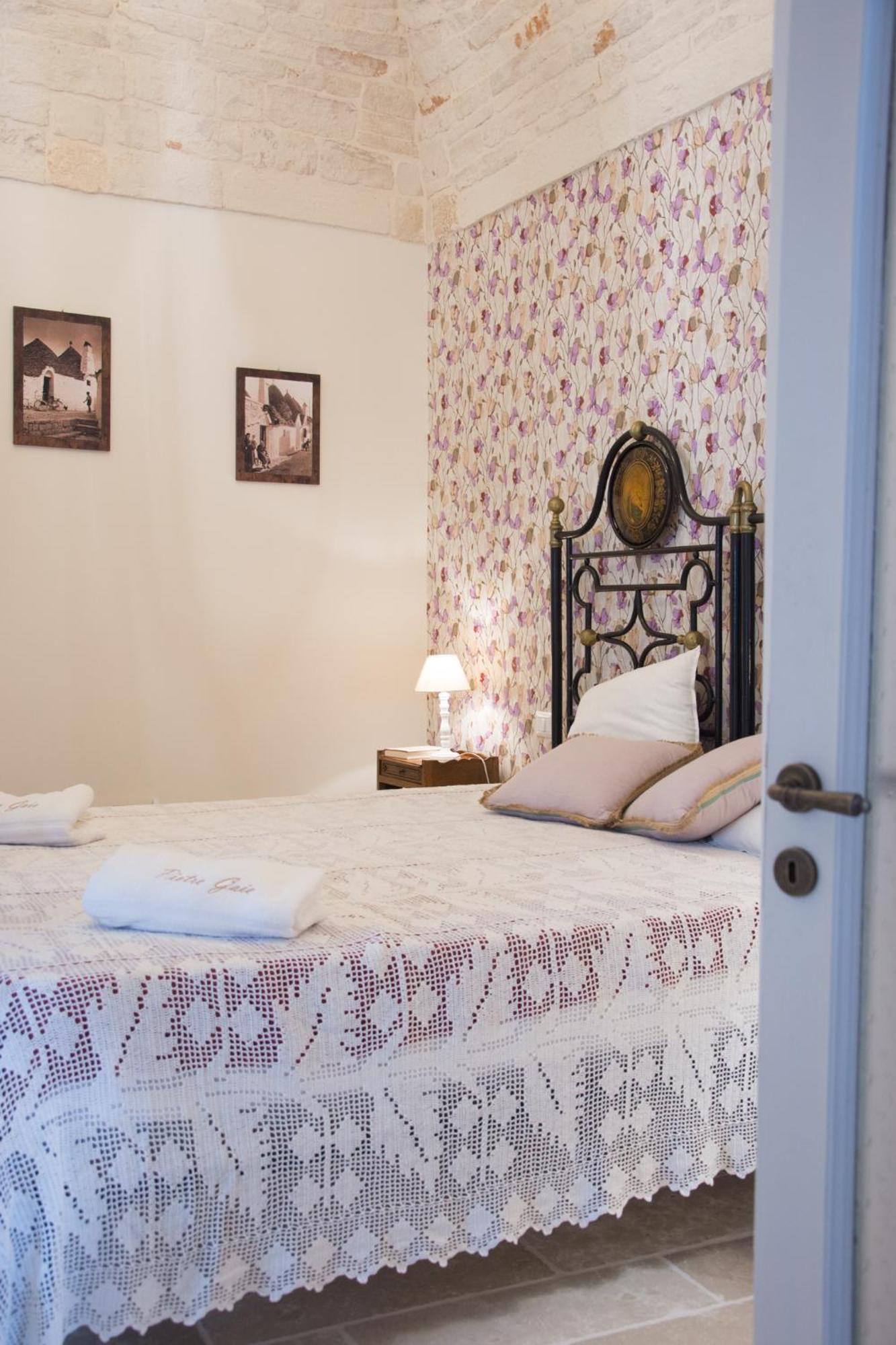 Pietre Gaie Villa Alberobello Bagian luar foto
